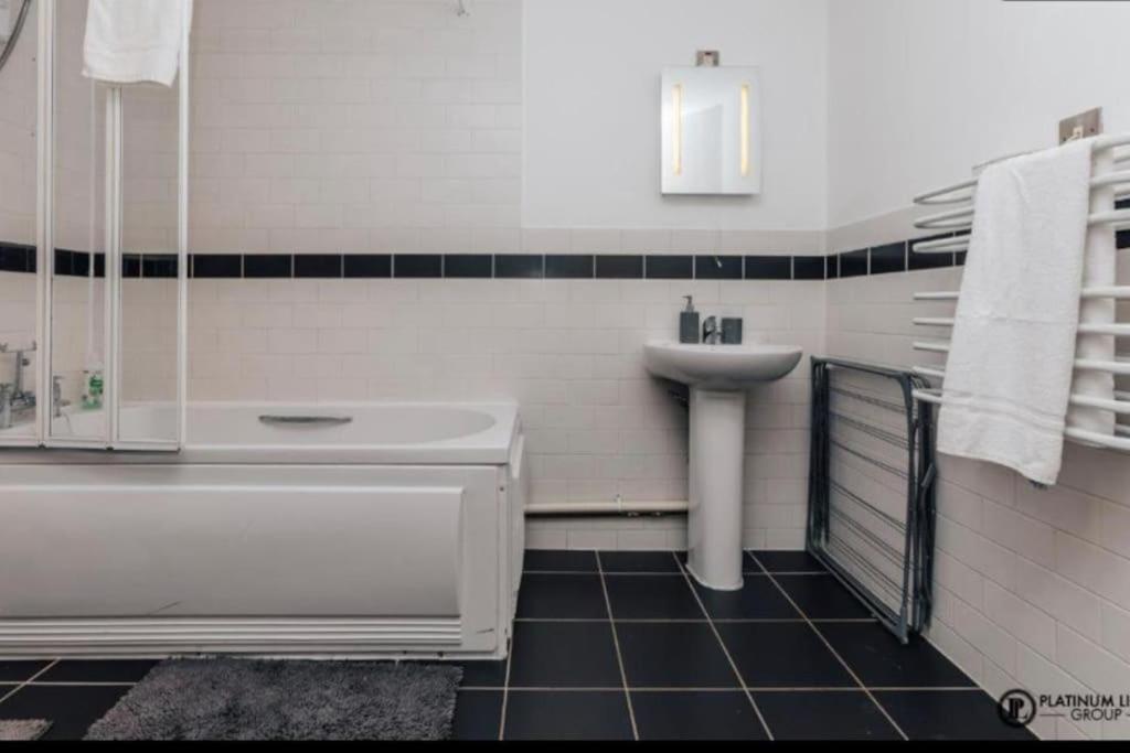 Sl Luxury 2 Bed Broad St Home Birmingham Esterno foto